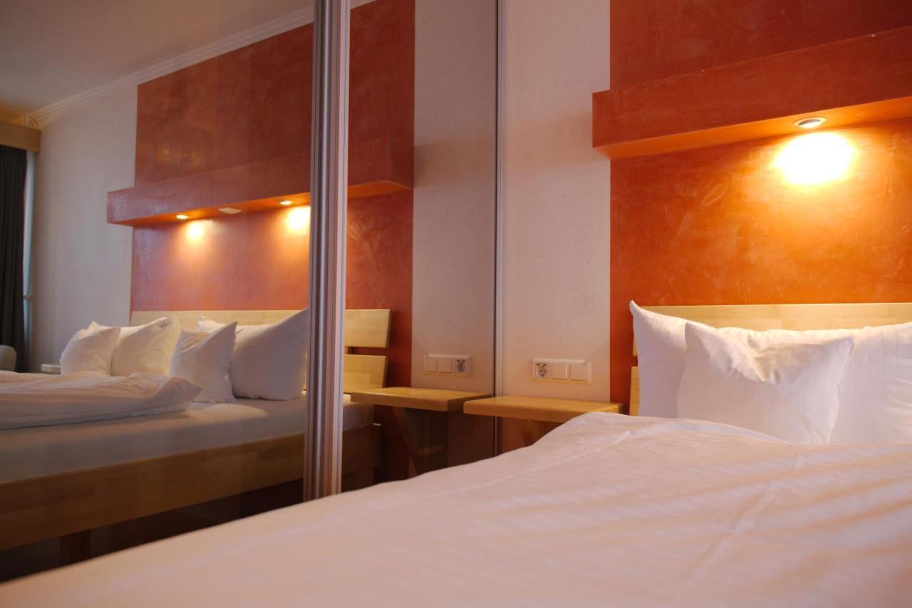Kapuzinergarten Panoramahotel Breisach Ngoại thất bức ảnh