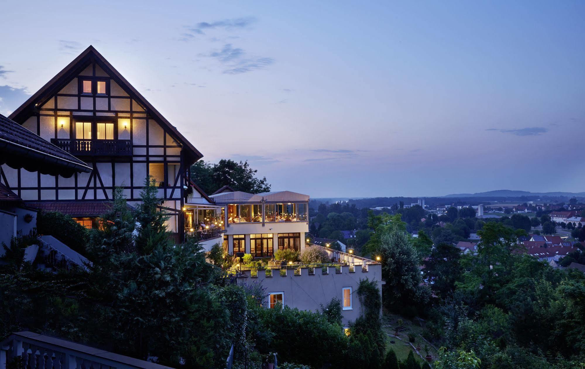 Kapuzinergarten Panoramahotel Breisach Ngoại thất bức ảnh